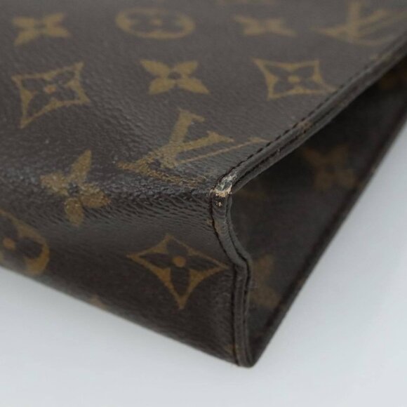 LOUIS VUITTON Monogram Poche Toilette 19 Pouch - Picture 7 of 16